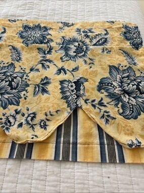 Blue Floral on Yellow Window Valances
